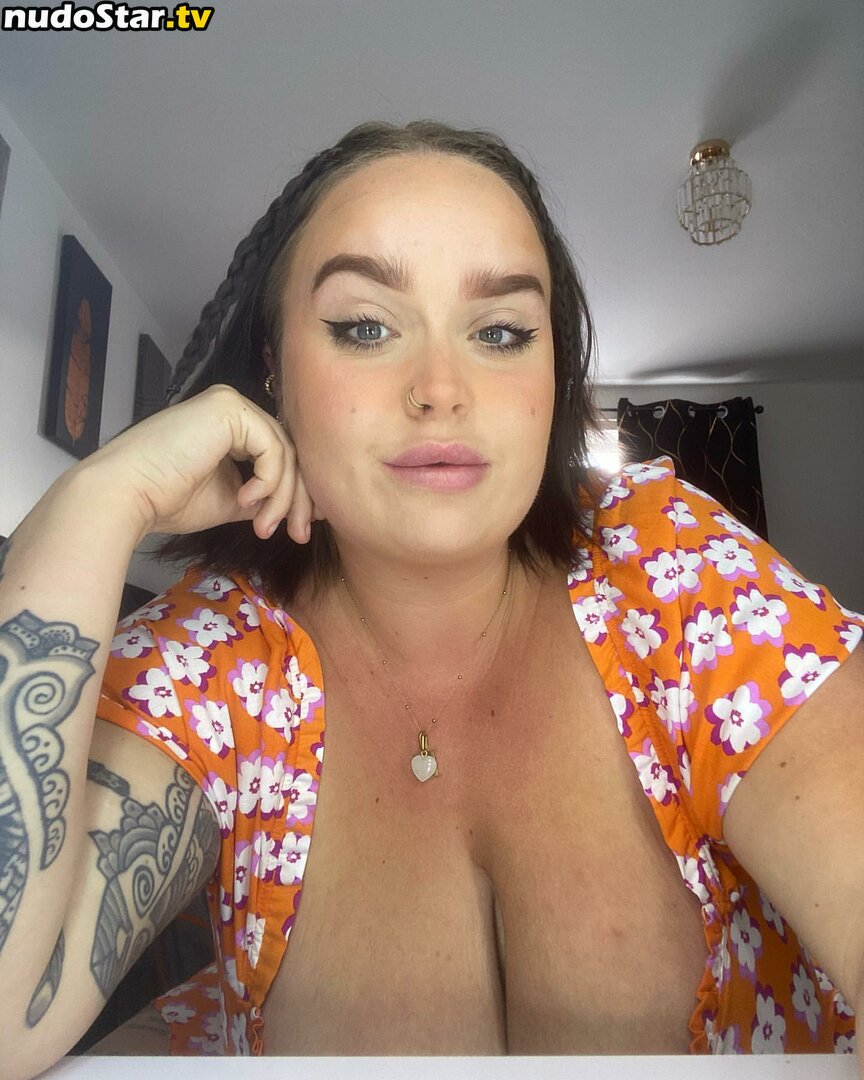 Chloe Hatton / Chloelouisehattonox / https: Nude OnlyFans Leaked Photo #27