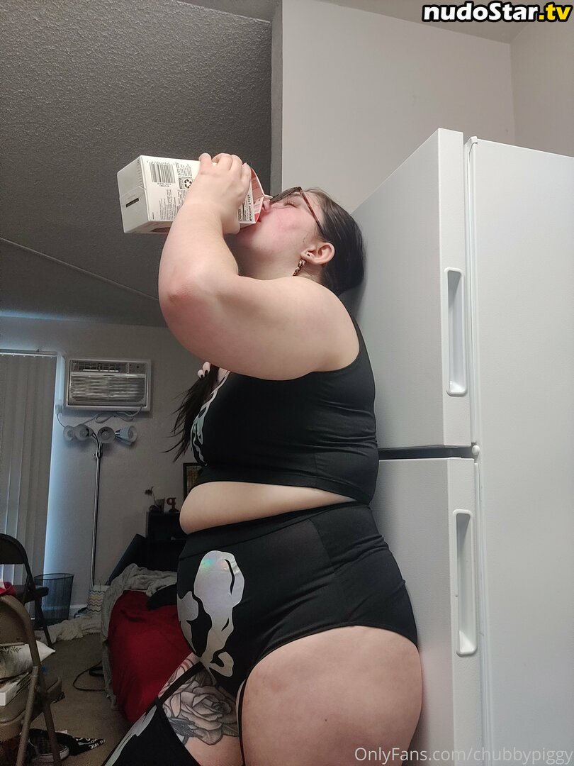 a_chubby_ass / chubbypiggy Nude OnlyFans Leaked Photo #7