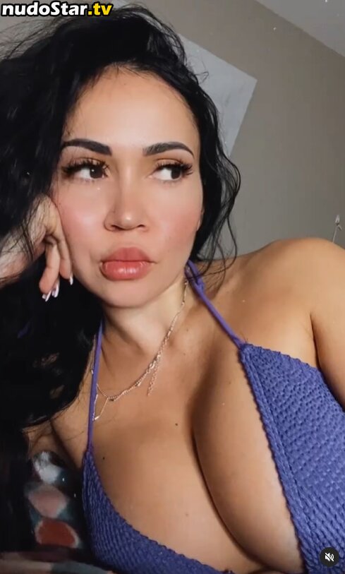 Clarissa Mendez / officialclarissamendez Nude OnlyFans Leaked Photo #21