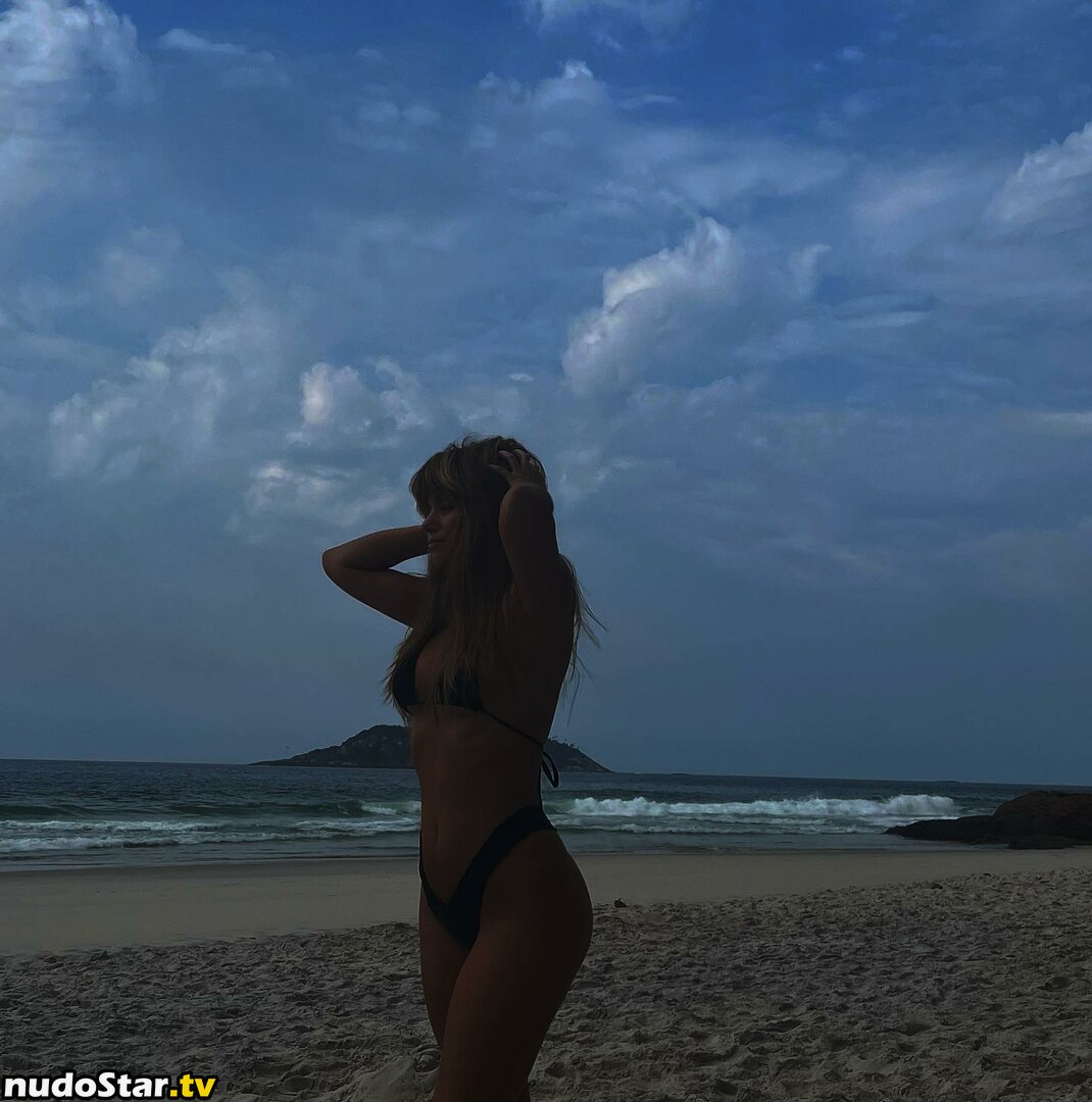 Clarissa Muller / clapivara Nude OnlyFans Leaked Photo #35