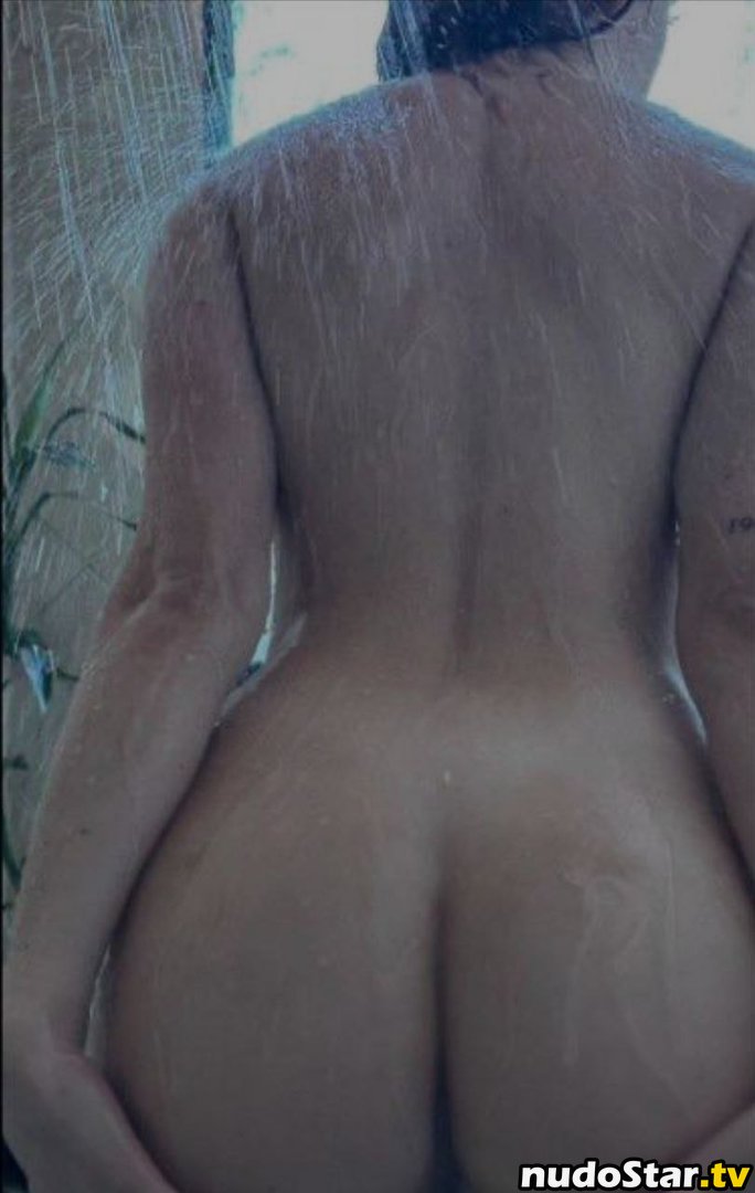 @arizisbackk / ClaudiaAriz / ClaudiaArizz / clauariz Nude OnlyFans Leaked Photo #12