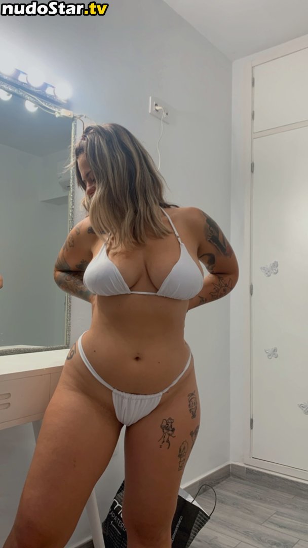 Claudianoche / claudialandini Nude OnlyFans Leaked Photo #2