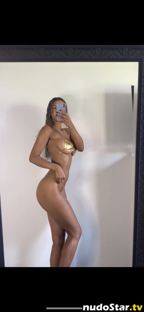 Chloé Ephraim / cleo.clo_ / cleo_clo / cleoclo21 Nude OnlyFans Leaked Photo #1