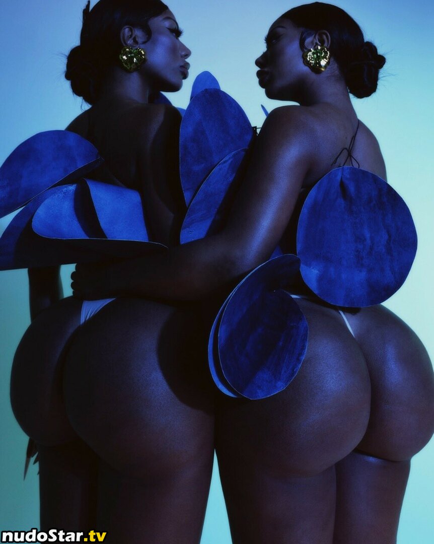 Clermont Twins / Theclermonttwins / clermonttwins Nude OnlyFans Leaked Photo #11
