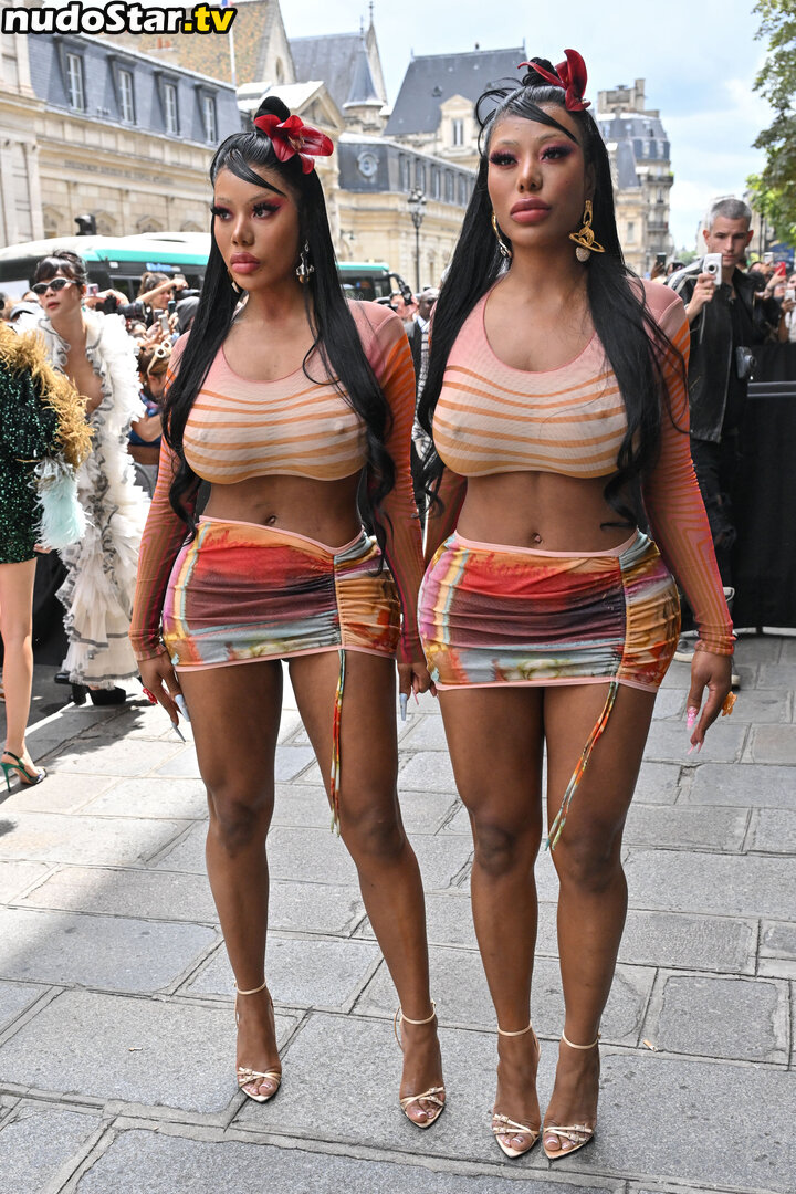 Clermont Twins / Theclermonttwins / clermonttwins Nude OnlyFans Leaked Photo #41