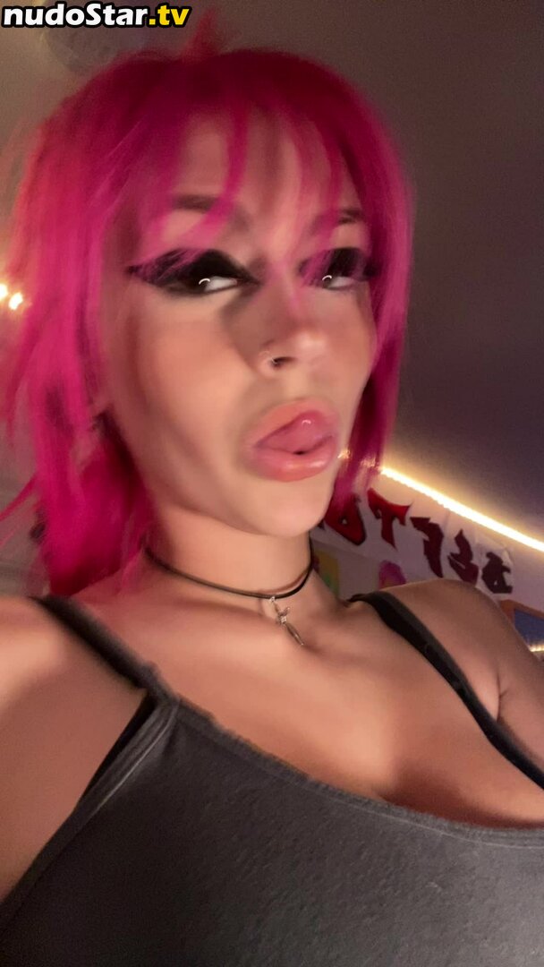 cass.officiel / cassandrabbyy / codeinecassidy Nude OnlyFans Leaked Photo #12