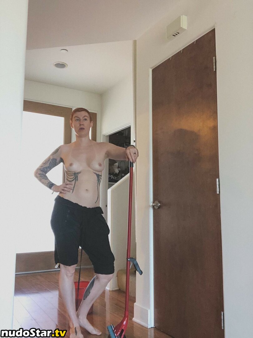Comicbookgirl19 / DanikaXIX Nude OnlyFans Leaked Photo #352