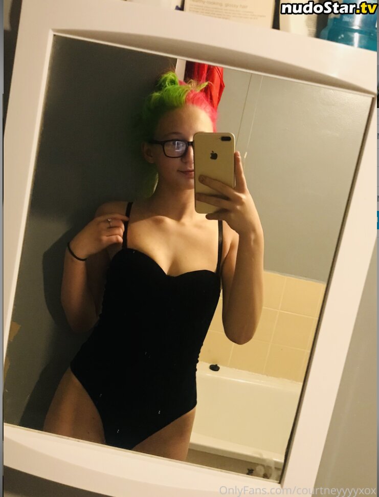 Courtneyyyyxox / Courtneyyyyxox1 / courtneyyyy_official Nude OnlyFans Leaked Photo #37