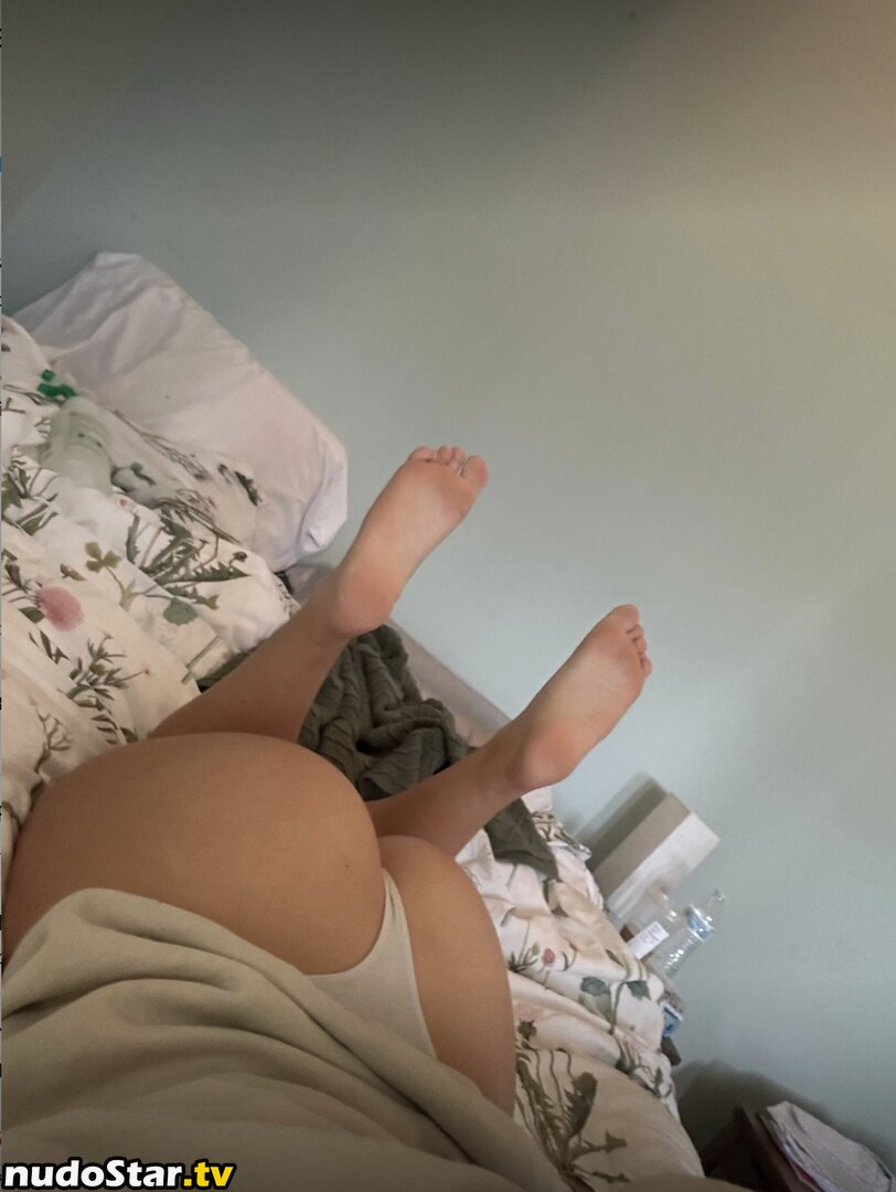 Cara / cozycara Nude OnlyFans Leaked Photo #2