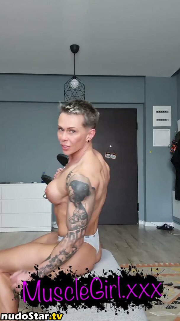 chelseypleasant / crazyxbody / https: / musclegirlxxx Nude OnlyFans Leaked Photo #235