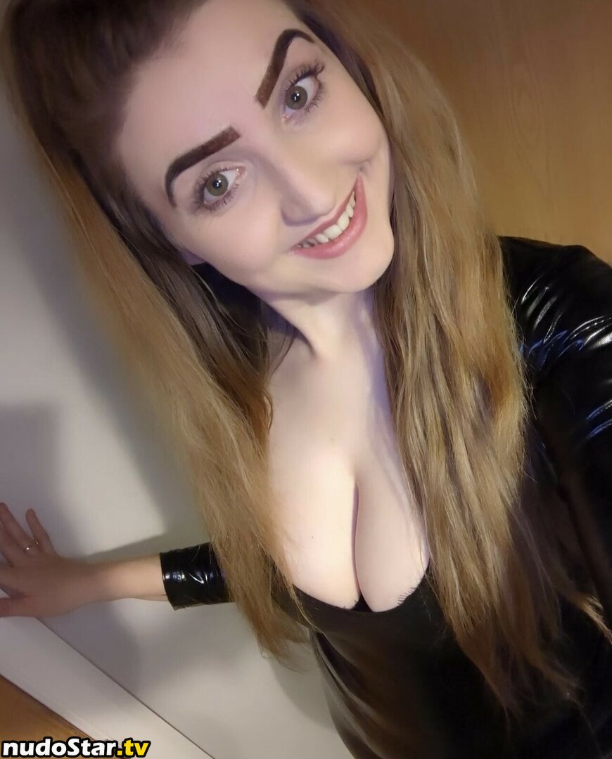 Crystal_r1992 / crystalr1992 Nude OnlyFans Leaked Photo #10