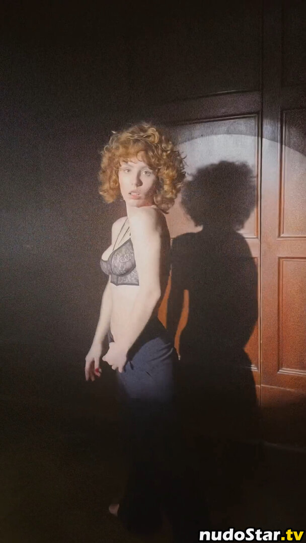 curlyvictoria / curlywiktoria / curlyyycue / wiktoria moldawiak Nude OnlyFans Leaked Photo #316
