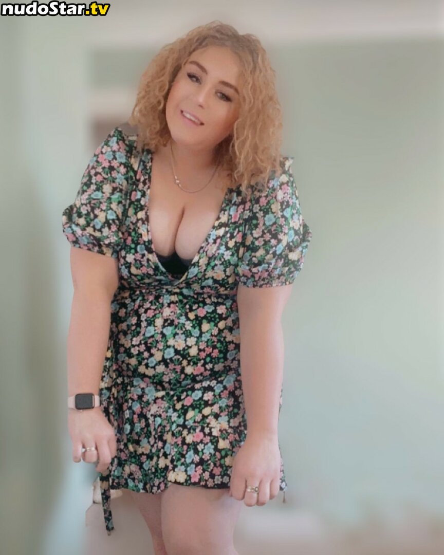Curvy Abbii Nude OnlyFans Leaked Photo #29