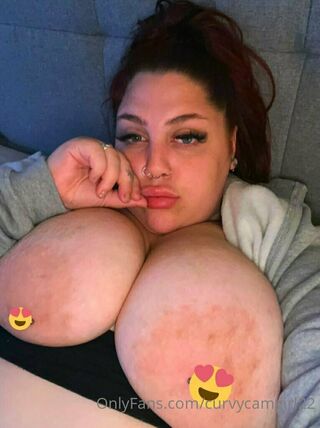 curvycamgirl22