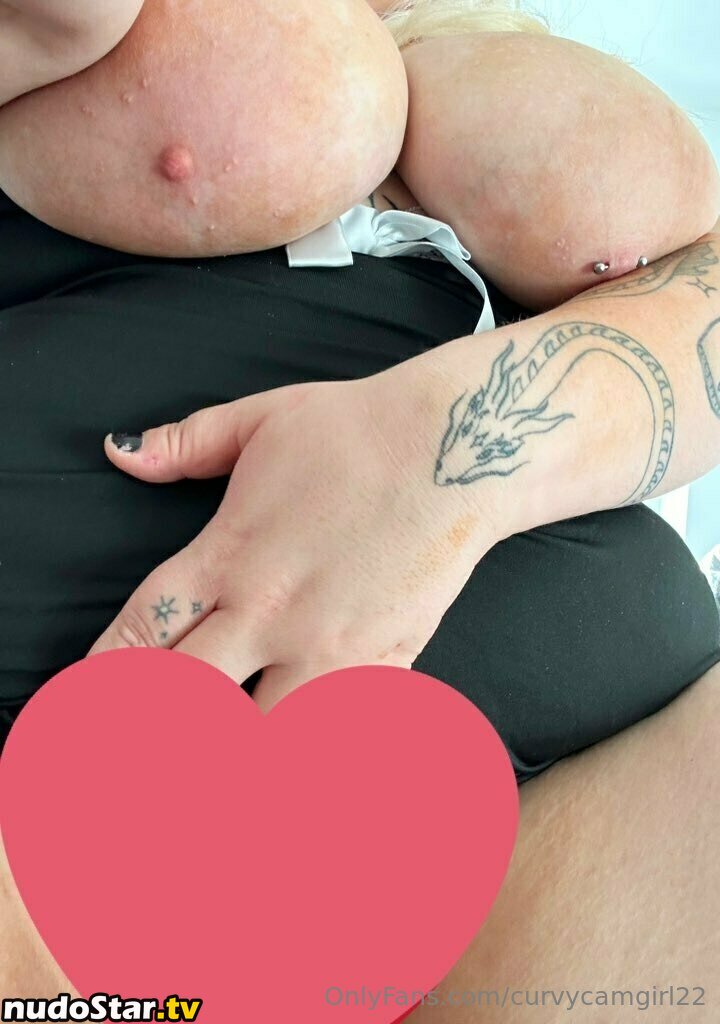 carrie_t22 / curvycamgirl22 Nude OnlyFans Leaked Photo #47