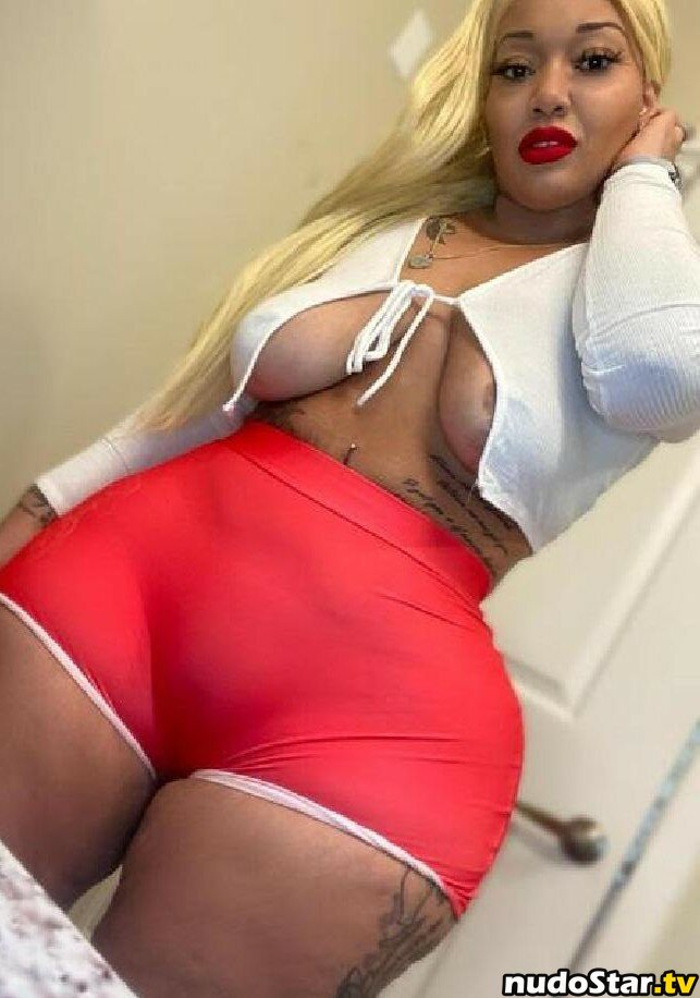 Curvyredbone / curvyred / therealshannon_m Nude OnlyFans Leaked Photo #14