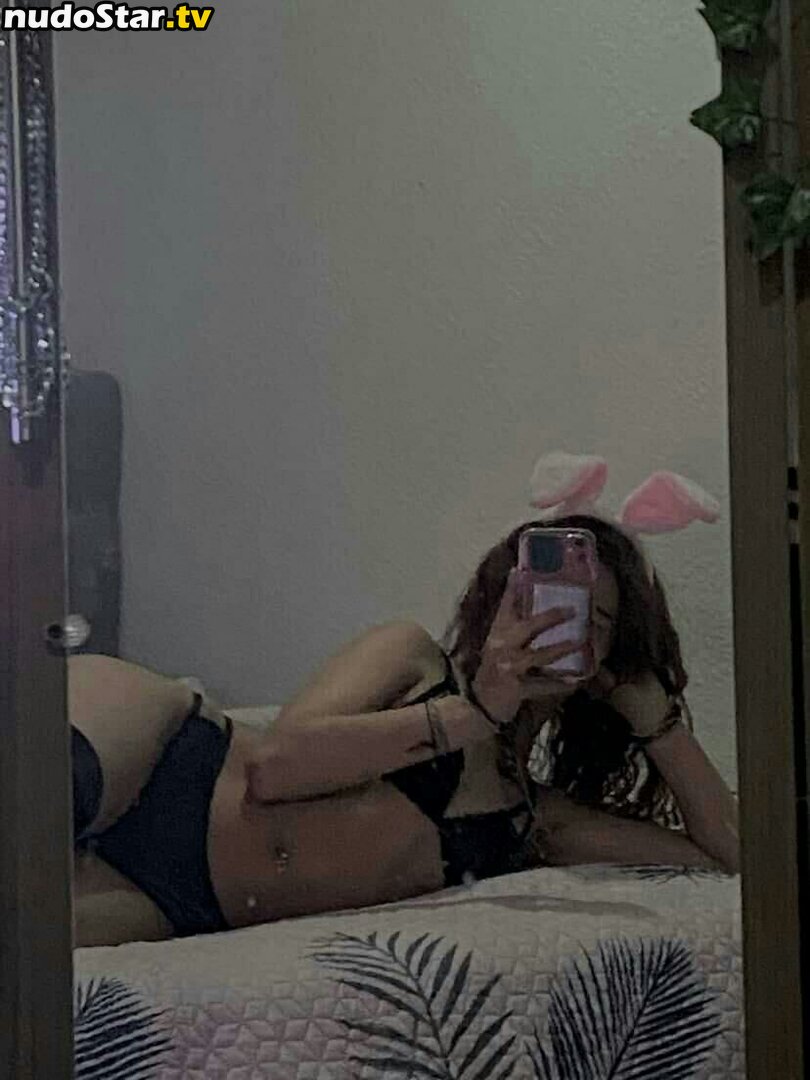 Cutebunnyred / jahaira.marilyn Nude OnlyFans Leaked Photo #15
