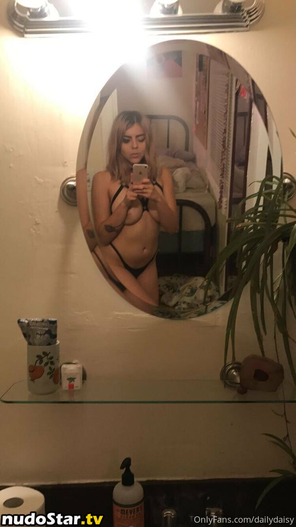 dailydaisy / dailydaisy.official Nude OnlyFans Leaked Photo #7