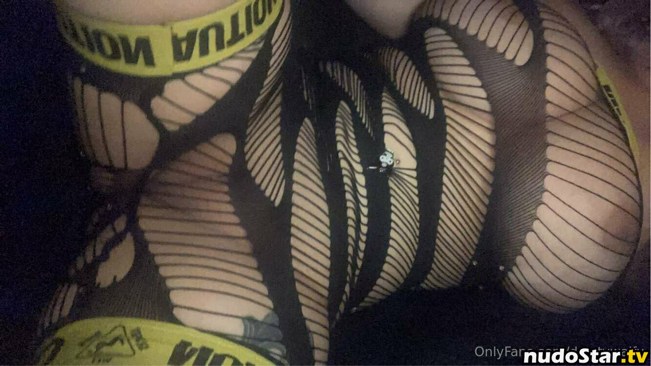 dainty_waifu / daintywaifu / daintywaifucosplay / squishywuggems Nude OnlyFans Leaked Photo #50