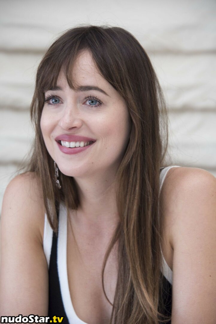 Dakota Johnson / dakotajohnson / isDakotaJohnson Nude OnlyFans Leaked Photo #98