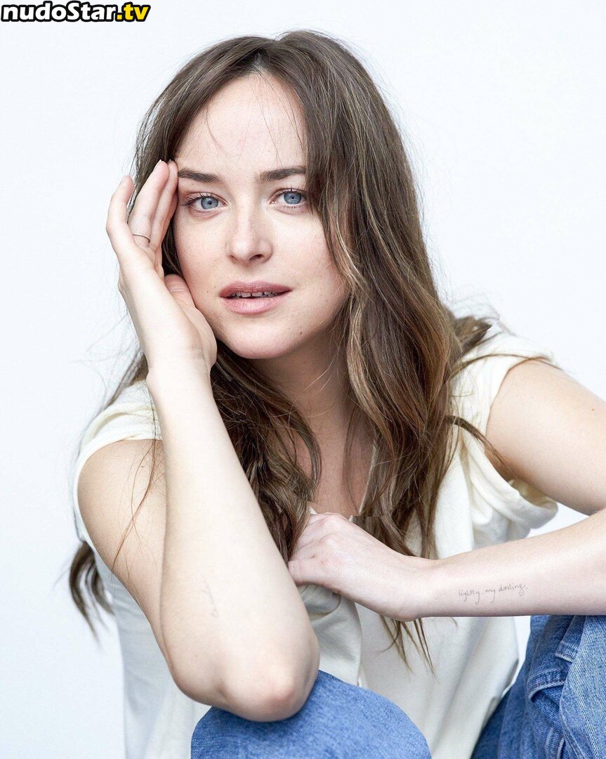 Dakota Johnson / dakotajohnson / isDakotaJohnson Nude OnlyFans Leaked Photo #204