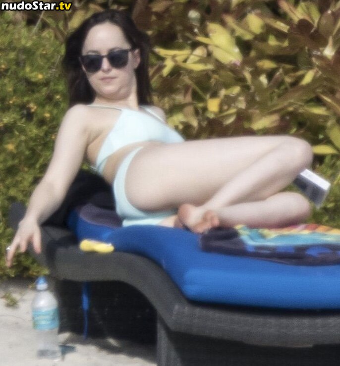 Dakota Johnson / dakotajohnson / isDakotaJohnson Nude OnlyFans Leaked Photo #347