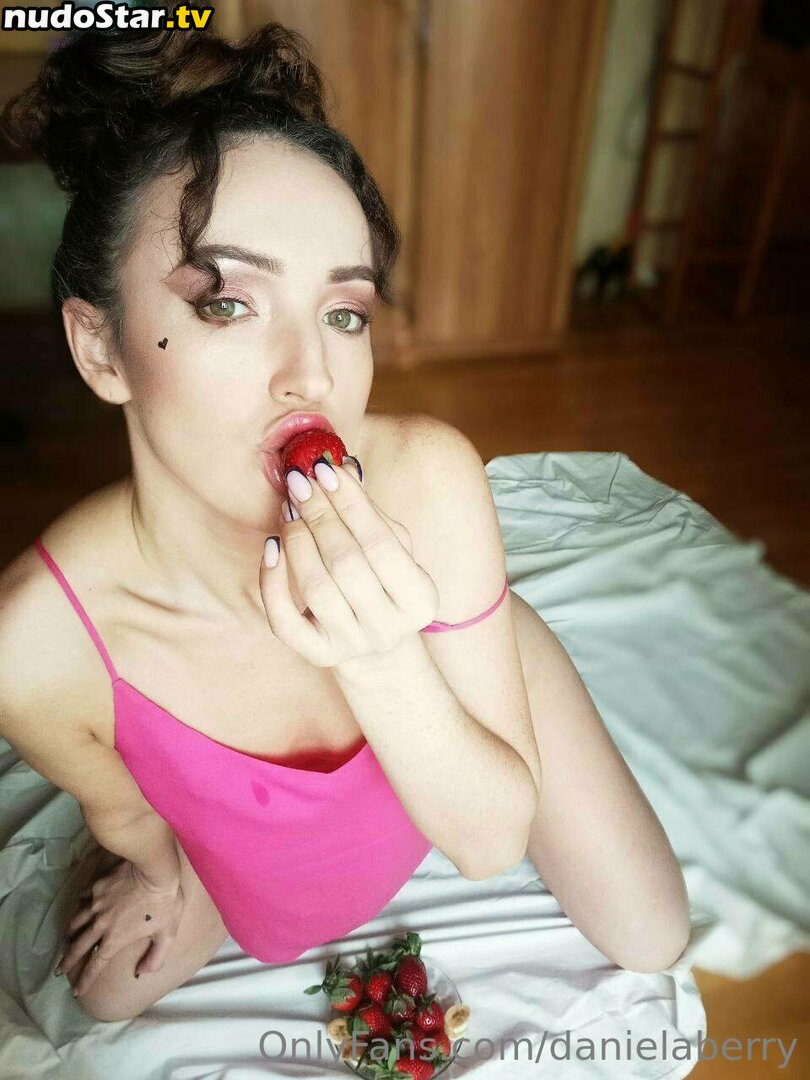 danaberry / danadberry Nude OnlyFans Leaked Photo #22