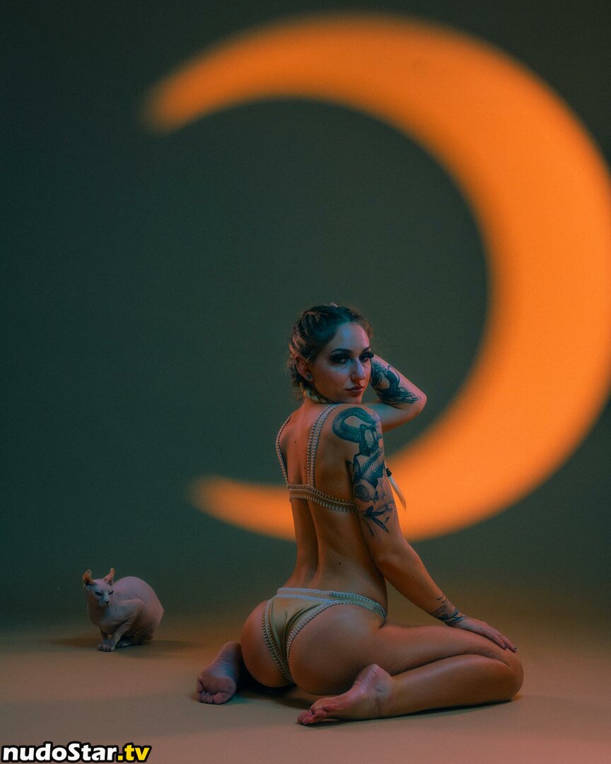 DanceZora / Zora Clay Nude OnlyFans Leaked Photo #9