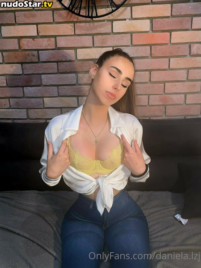 Danielalzj / insta happy-willingness291 / on daniela.lzj / velesiatx Nude OnlyFans Leaked Photo #139