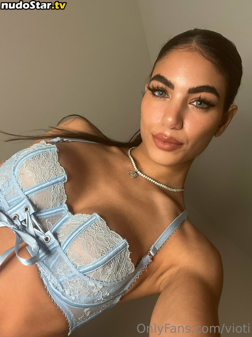 Arabianvelvet / daniellavioti Nude OnlyFans Leaked Photo #12