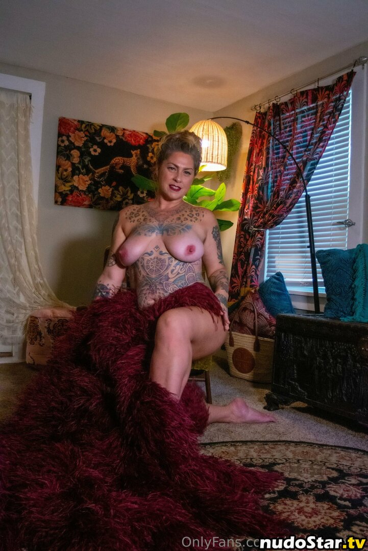Danielle Colby / daniellecolby / daniellecolbyamericanpicker / https: Nude OnlyFans Leaked Photo #158