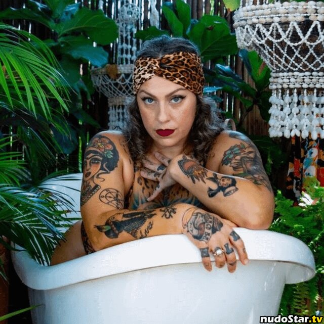 Danielle Colby / daniellecolby / daniellecolbyamericanpicker / https: Nude OnlyFans Leaked Photo #310