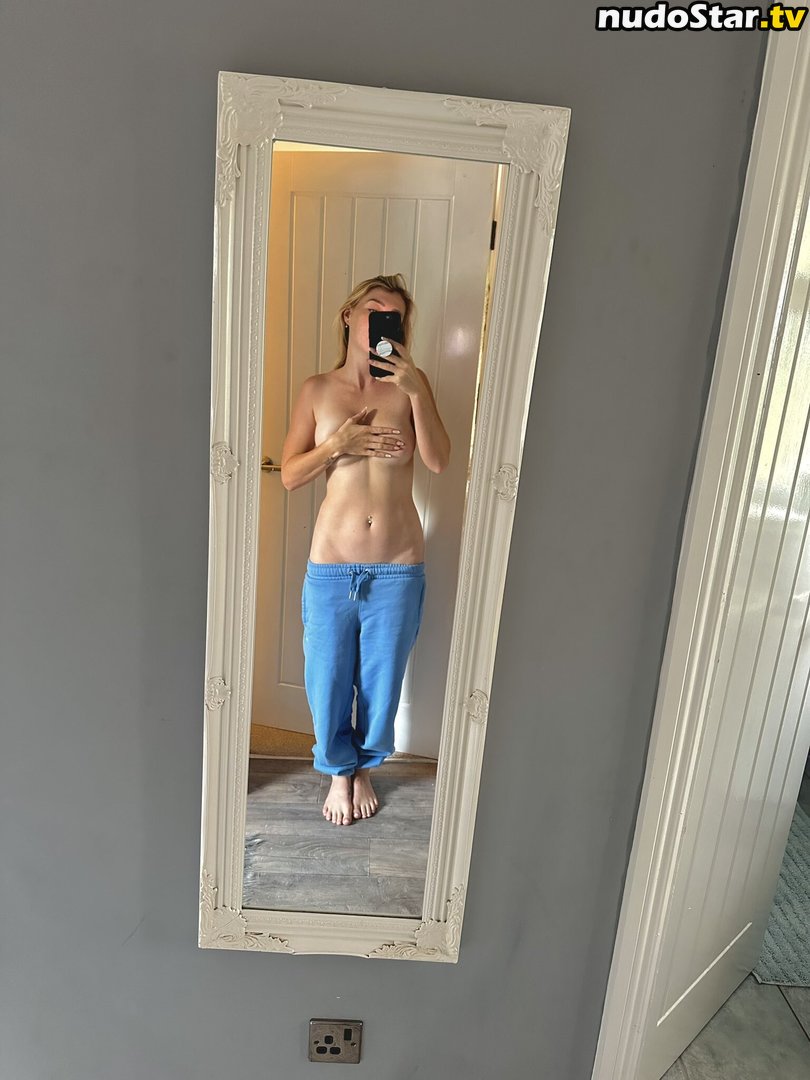 Darcie Does It / darcidoesit / darcie_does_it Nude OnlyFans Leaked Photo #5