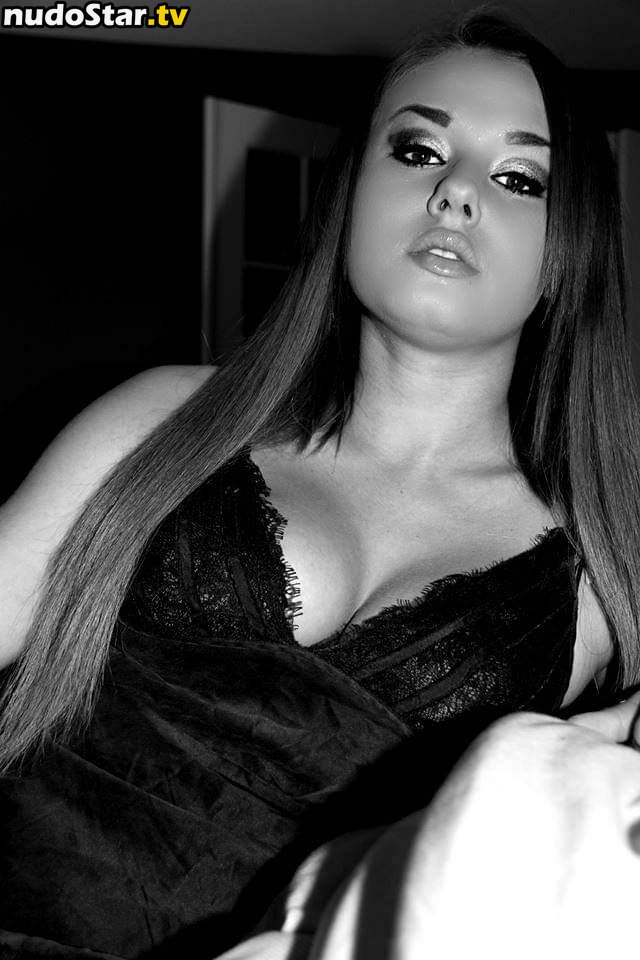Daria Ann / Daria Thibault / ModelDaria / crazyrussian_29 Nude OnlyFans Leaked Photo #30