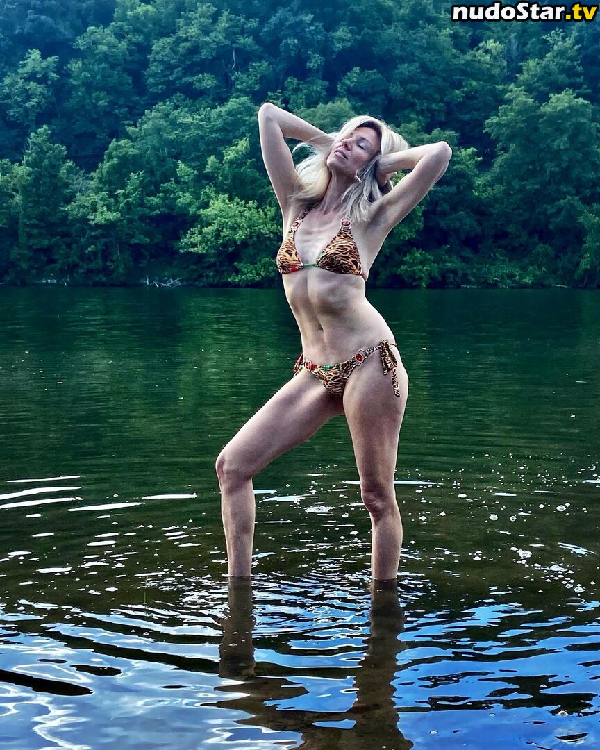 Debbie Gibson / debbiegibson Nude OnlyFans Leaked Photo #1