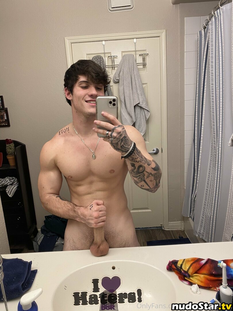 deek_aesthetic / derek.isthebae Nude OnlyFans Leaked Photo #21