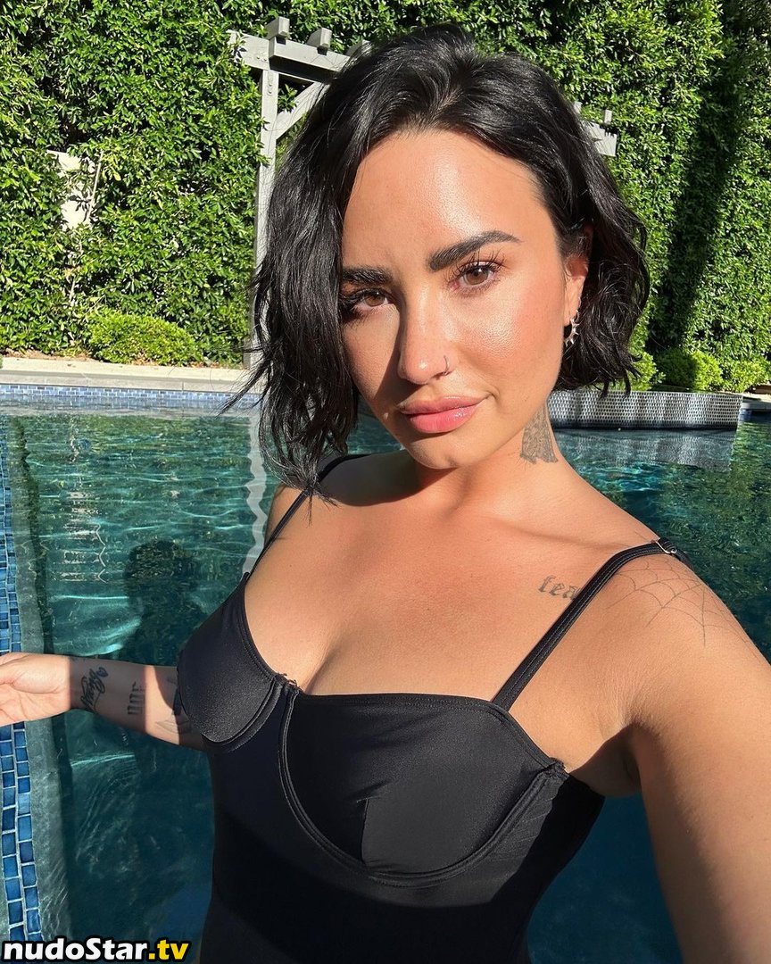 Demi Lovato / ddlovato Nude OnlyFans Leaked Photo #30