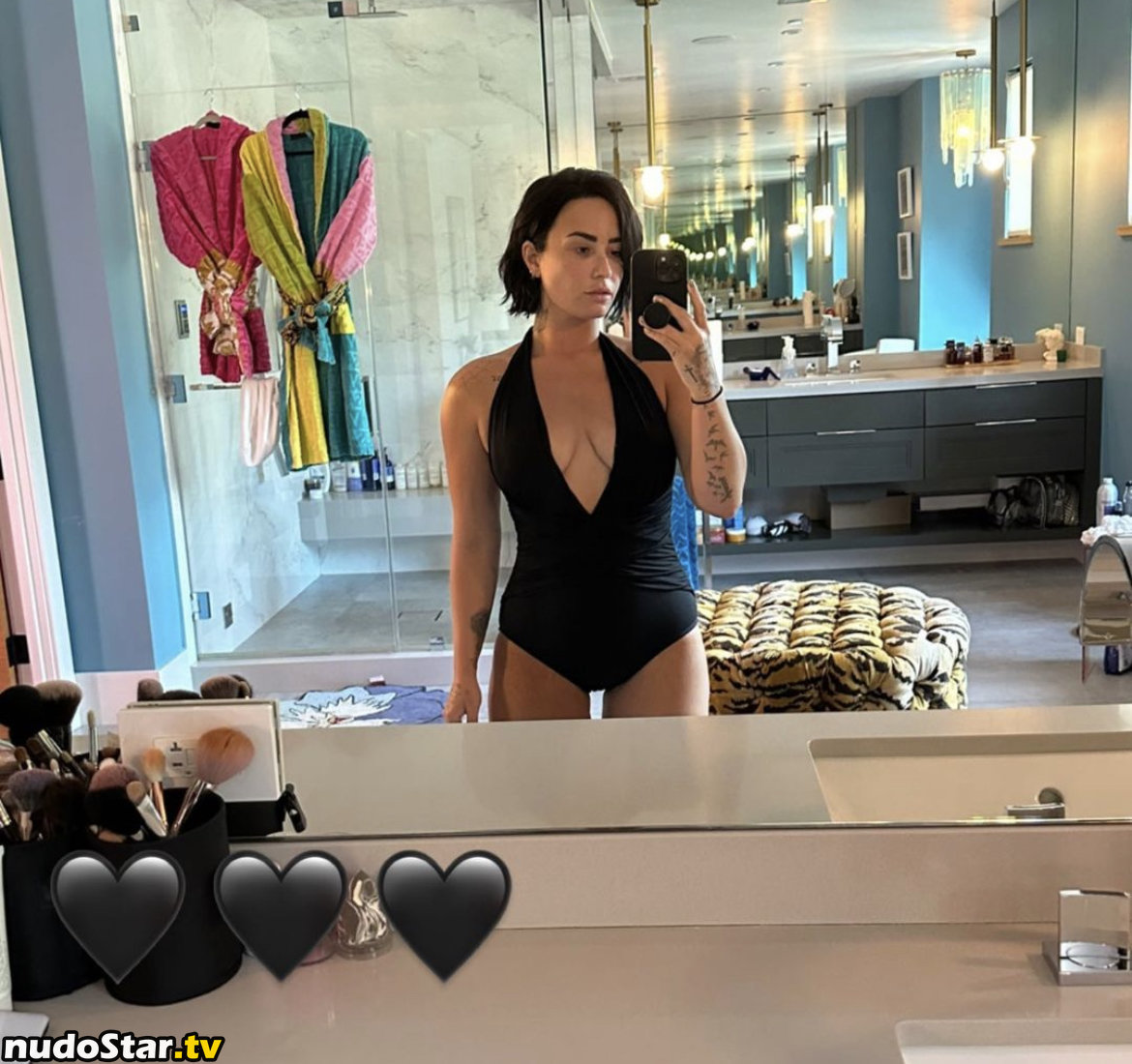 Demi Lovato / ddlovato Nude OnlyFans Leaked Photo #37