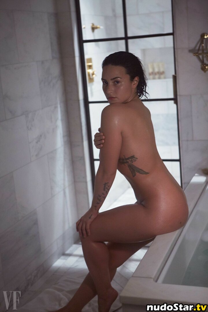 Demi Lovato / ddlovato Nude OnlyFans Leaked Photo #403