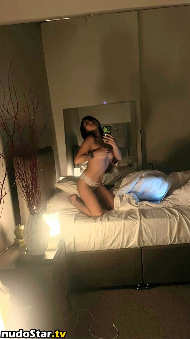 Dieu Linh Vuong Nude OnlyFans Leaked Photo #40