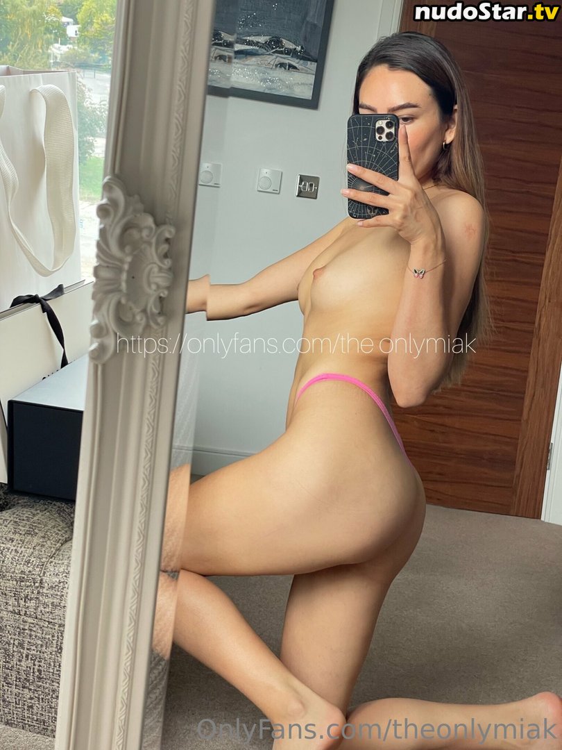 Dkarina / Mia Karina Nude OnlyFans Leaked Photo #18