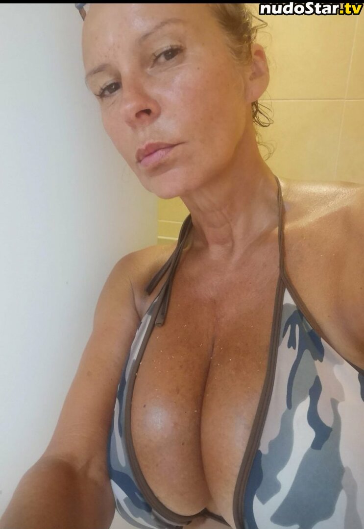 Donna Ewin / donnaewin11 / donnaewin_11 Nude OnlyFans Leaked Photo #30