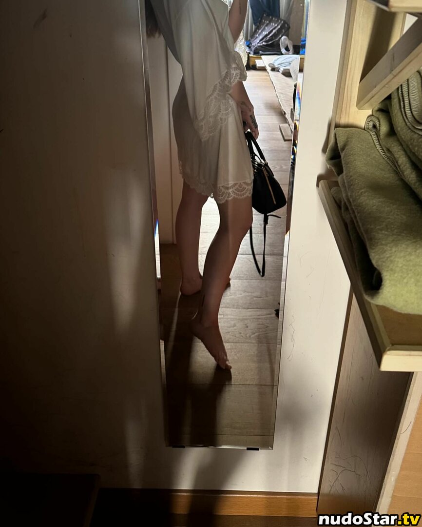 Dove Cameron / darkwingdove / dovecameron Nude OnlyFans Leaked Photo #755