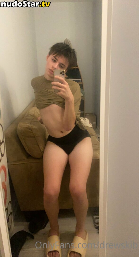 boyclose_ / drewskib Nude OnlyFans Leaked Photo #1
