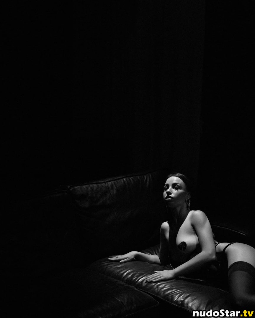 Eleonora Nedova / Instagram model / SashaHill / eleonoranedova / profeleonoravip Nude OnlyFans Leaked Photo #10