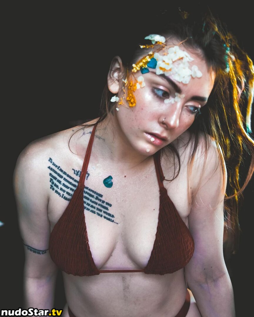 ElIZAGRACEMUSIC / Eliza Grace / elizaxograce Nude OnlyFans Leaked Photo #7