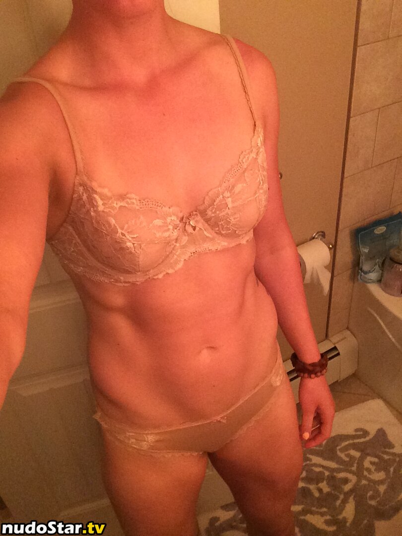 Elizabeth Gleadle / javelin / javelizz Nude OnlyFans Leaked Photo #11
