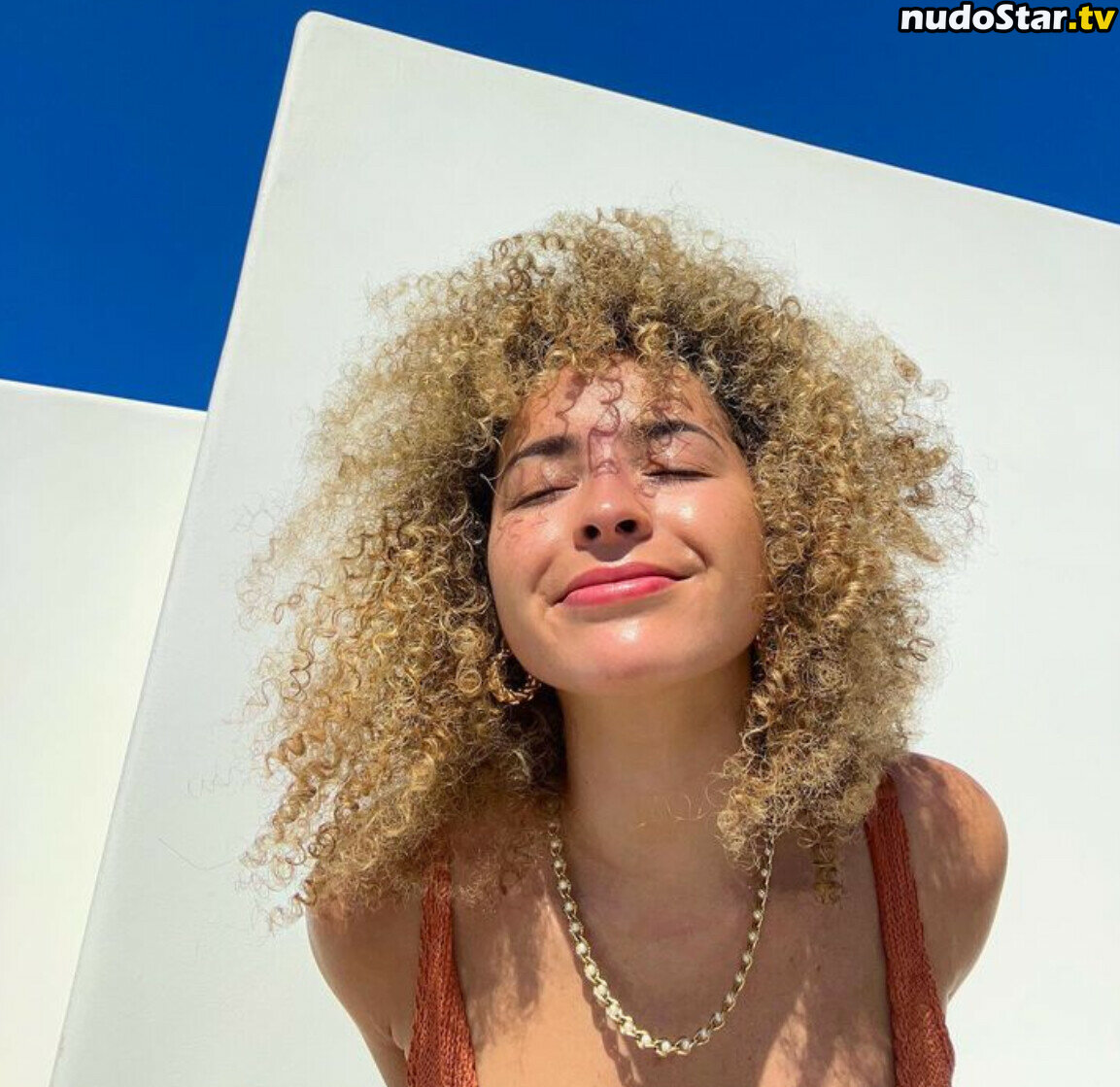 Ella Eyre / ellaeyre Nude OnlyFans Photo #9 - Nudostar.TV