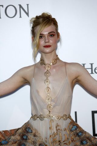 Elle Fanning