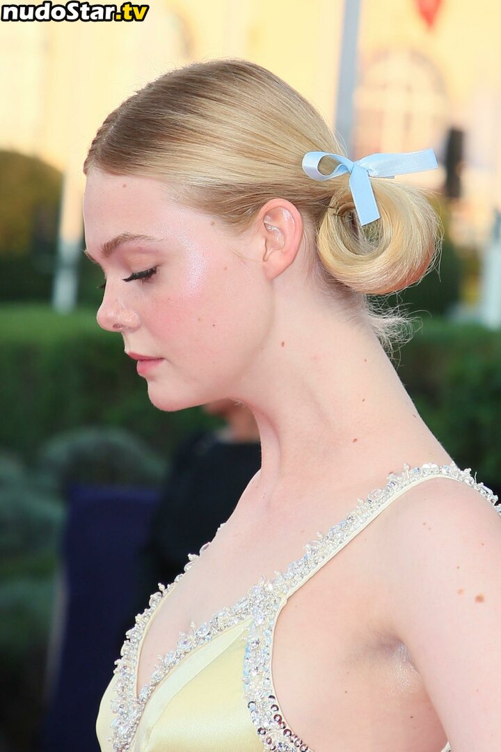 Elle Fanning / ellefanning Nude OnlyFans Leaked Photo #898